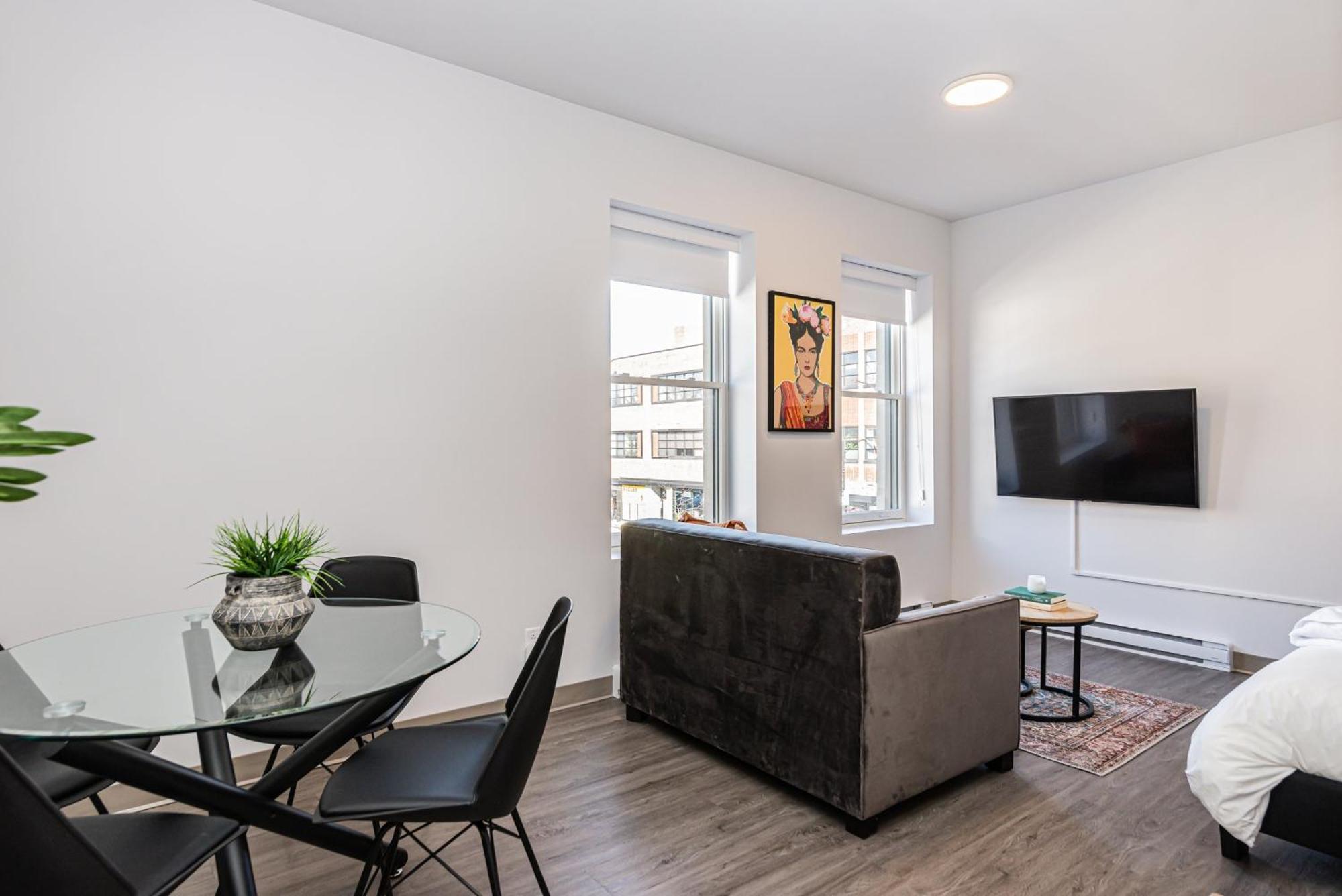 Wonderful New Studio Close To Mount Royal By Den Stays 蒙特利尔 客房 照片