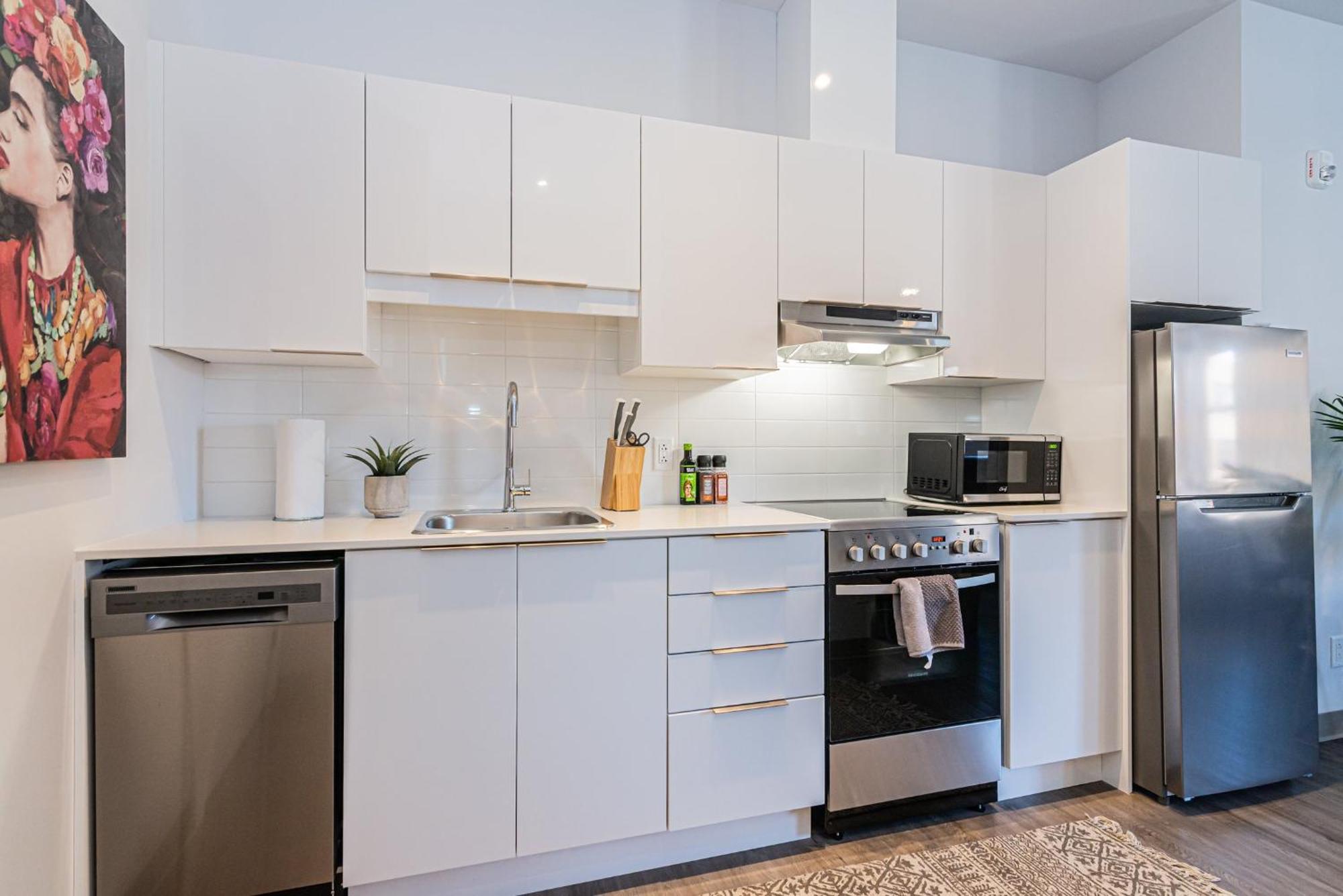 Wonderful New Studio Close To Mount Royal By Den Stays 蒙特利尔 客房 照片